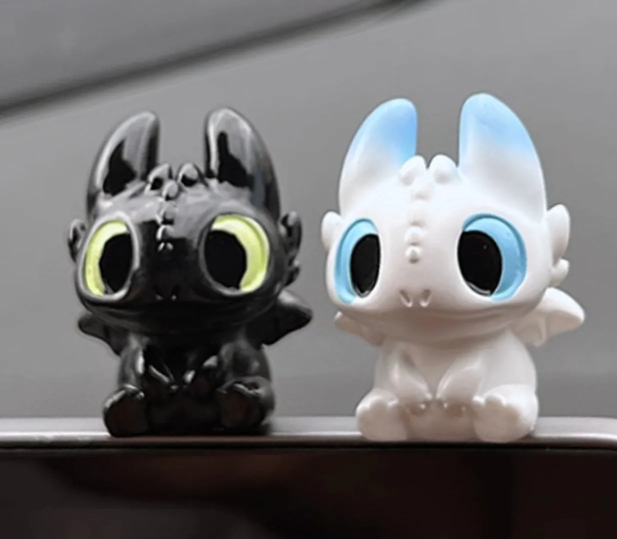 Mini Toothless Figure