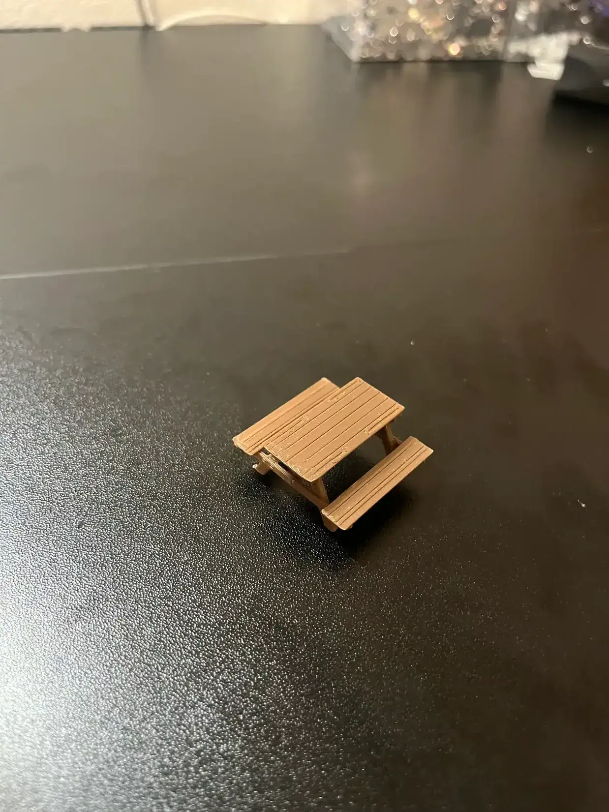 Mini picnic table